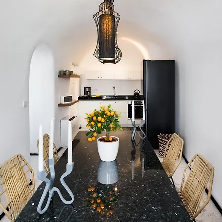 Vila 2-bed Sleeps 4 Hot Tub & Pet Friendly